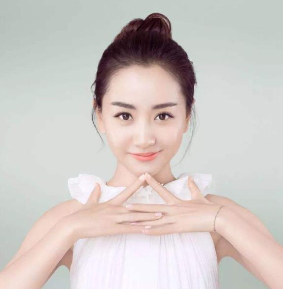 因懒成就孙俪，一句没兴趣错过张艺谋，39岁的她