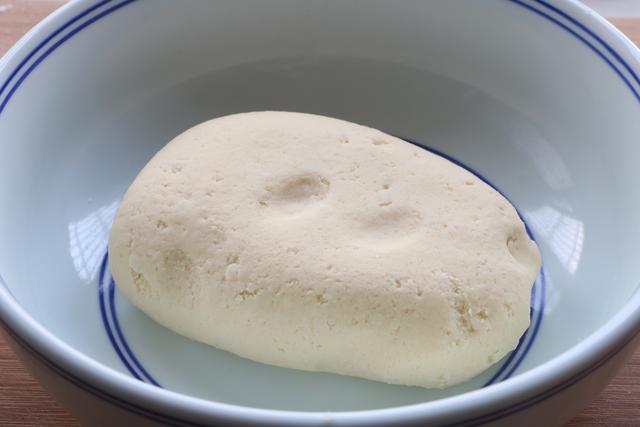 山藥不燉湯不炒菜，這樣做比肉還好吃，上桌孩子搶著吃，特受歡迎