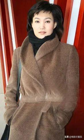 “肤白貌美大长腿”的李梓萌，是怎样一步步成