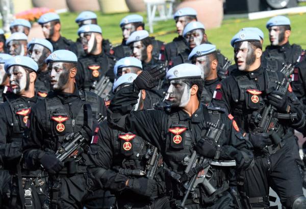 世界上军人工资最高的国家，年薪能买市中心一套房，挤破头参军