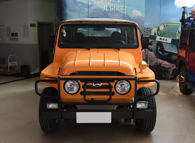 北汽的廉价“牧马人”，2.8T配四驱，离地215mm，