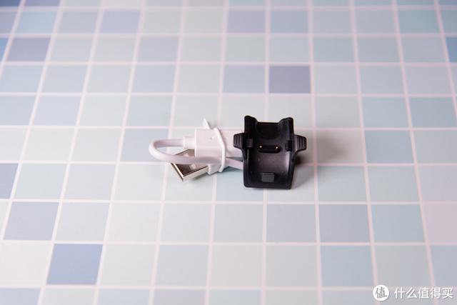 独立GPS + 血氧检测功能：HUAWEI 华为手环4 Pro上手体验
