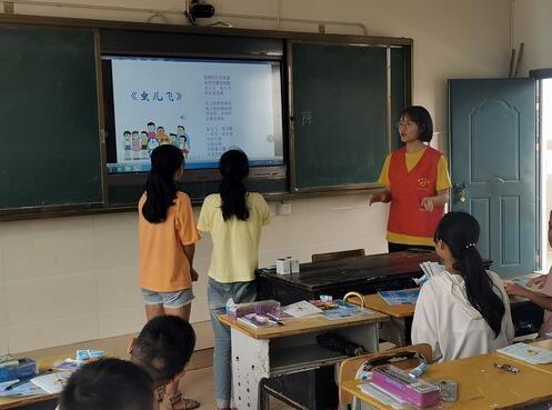 爱留守儿童，助力脱贫攻坚九江学院旅游学院2020年“三下乡”在行动