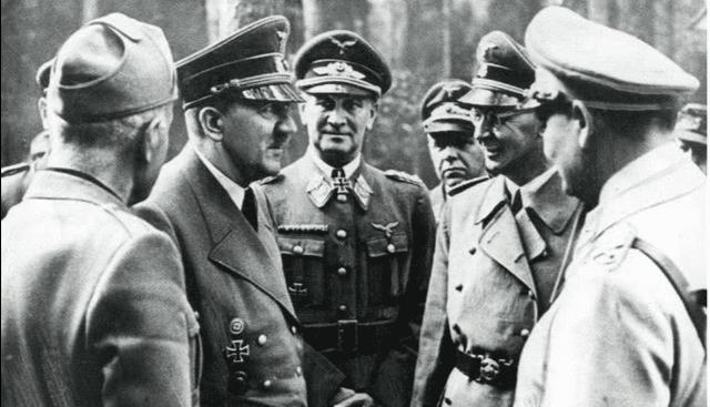 希特勒自杀前还有300万大军，为何不重振旗鼓反攻？他有更大野心