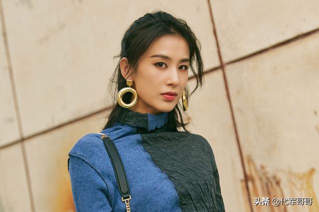 字写得非常好的女明星，张馨予第八，徐静蕾第二，陈松伶排第几？