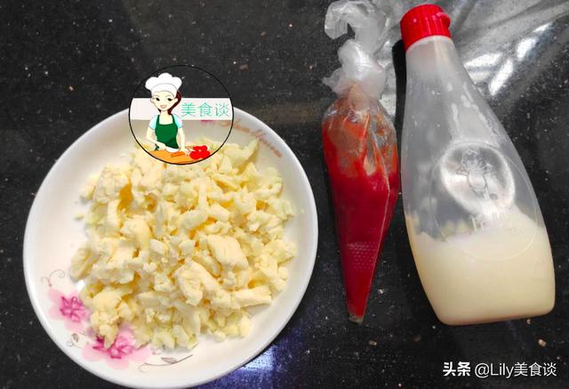 大热天，儿子迷上吃它，越热越想吃，又香又解馋，不用揉面就搞定