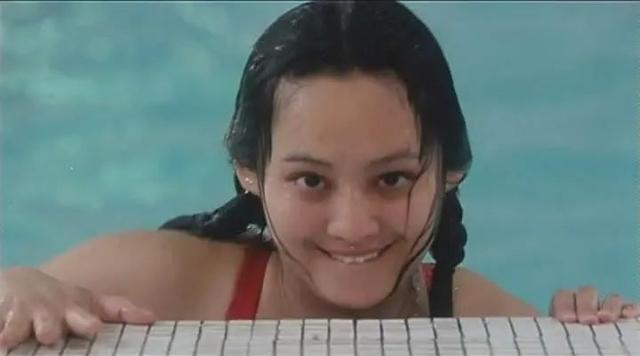 48岁逆龄出道，翻遍中国影史，也找不出这样“乘风破浪的姐姐”