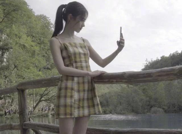 程潇不能没有刘海，孟美岐不能不画眼线，鞠婧祎不能没有什么呢？