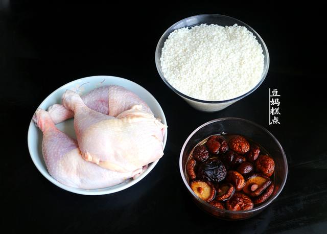 三伏天外出，遇到这叶子摘2片，一包一蒸，香到流口水