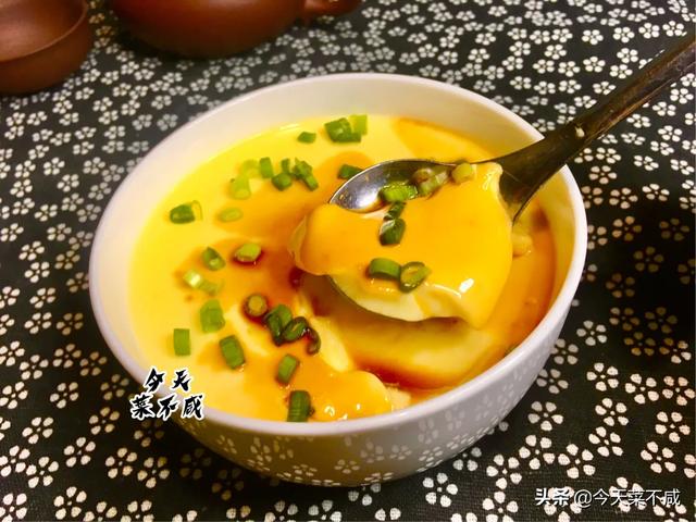 一颗鸡蛋放多少水，精确到克，记住5点，蒸出的水蛋才能鲜嫩爽滑