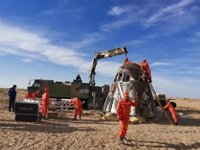 搜索返回舱！在大戈壁中“捞针”，JM8“蟒”式