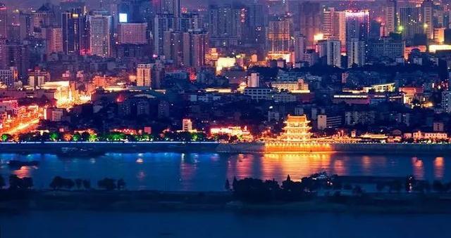 在長(zhǎng)沙，月薪3k和3w到底有什么差別？看完你就知道了