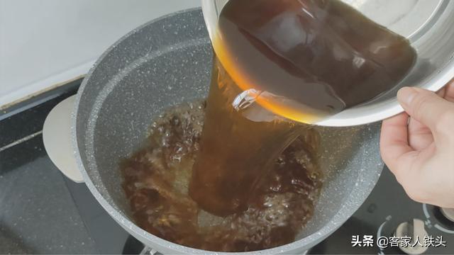 夏日冰爽菊花糕，外面吃6块1碗，在家做一锅8块，好吃下火还解暑