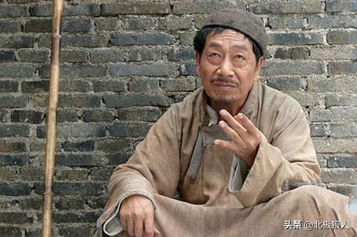 崇祯测字写下四个字，算卦先生断言，大明危矣，尊驾死于山中