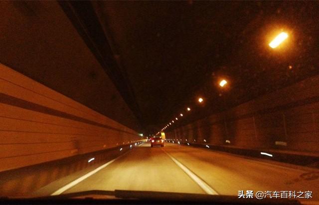 图片[3]_高速上过隧道不注意这个标志，一次就扣6分，车主要注意_5a汽车网