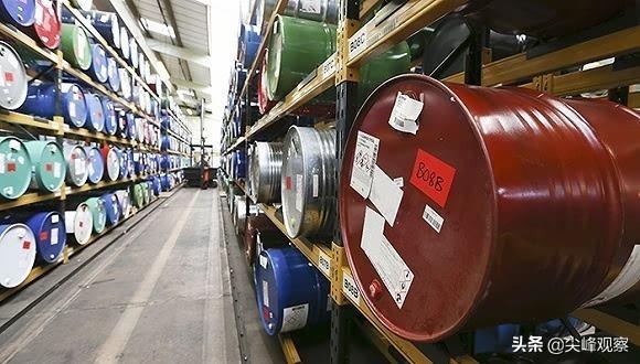 美国怕人民币替代美元，中国买的万亿美债很安