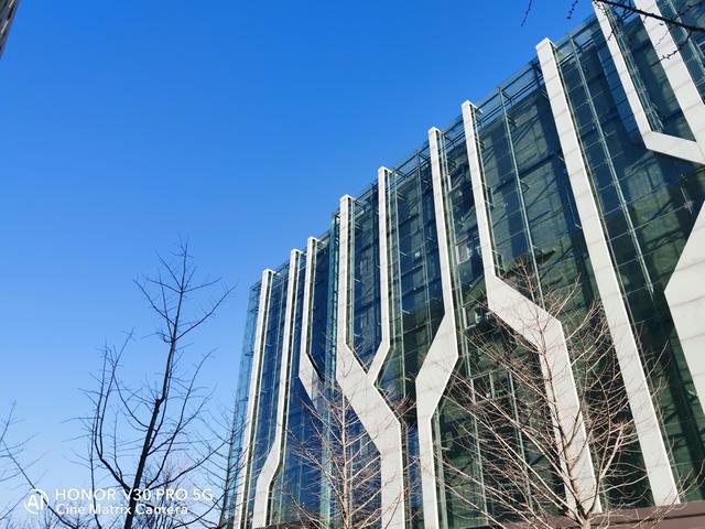 荣耀V30 Pro体验：大多数人都能买的起的5G旗舰手机