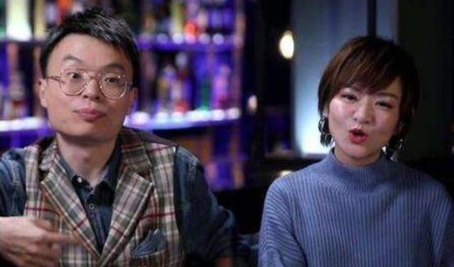 脱口秀演员程璐思文官宣离婚，两人从夫妻变兄弟，网友：青春结束