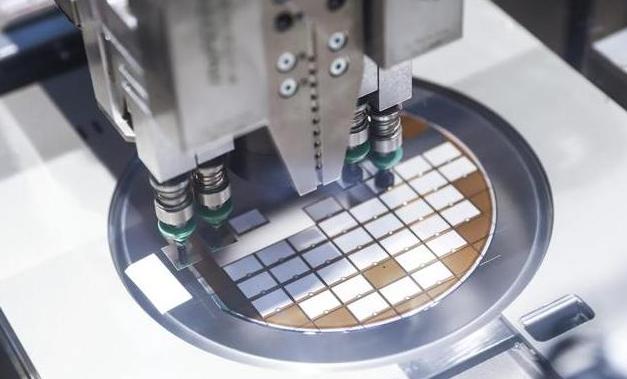 再次突破！中国掌握蚀刻机技术，让这一技术领