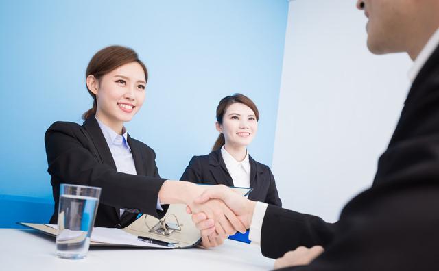 面试问：灭字加一笔是啥字？女子淡定回答，结