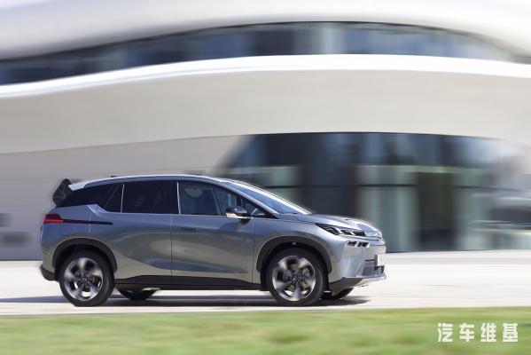 “下一代智能SUV”埃安V上市，六大暖心科技加持