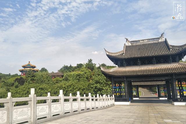 重庆周末出游指南：到公园赏花，打卡网红景点，还能给自己充电