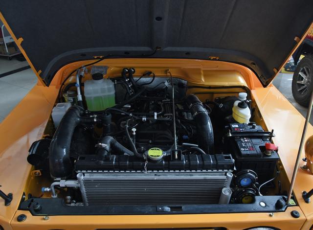 北汽的廉价“牧马人”，2.8T配四驱，离地215mm，