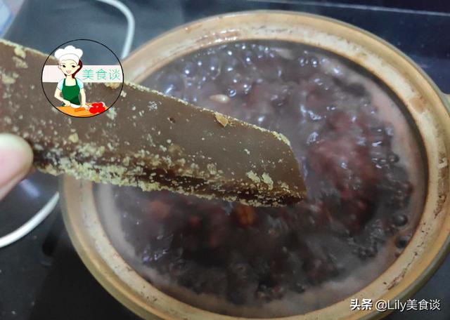 红豆和它一起煮，清甜软糯，隔天吃一次，特养人，脸色红润精神好