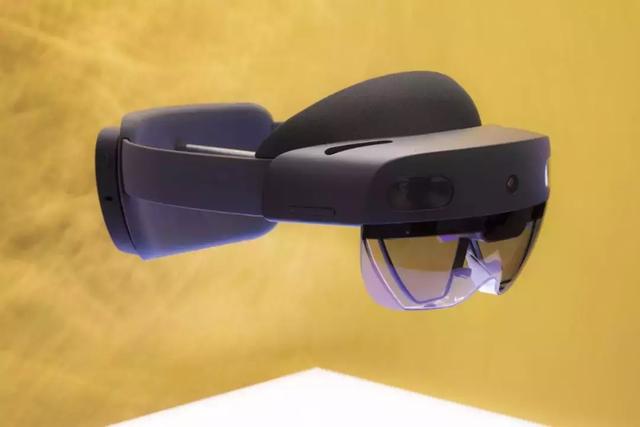 微软发布新一代混合现实（MR）头显 HoloLens 2 