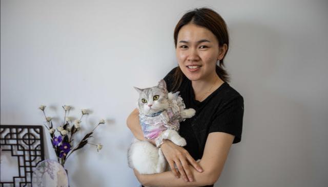 90后北漂女孩辞职返乡创业，为猫咪做汉服，月收入超7万元