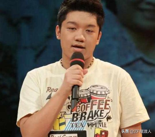 年少成名的四位童星，前三位都已过气，唯独他