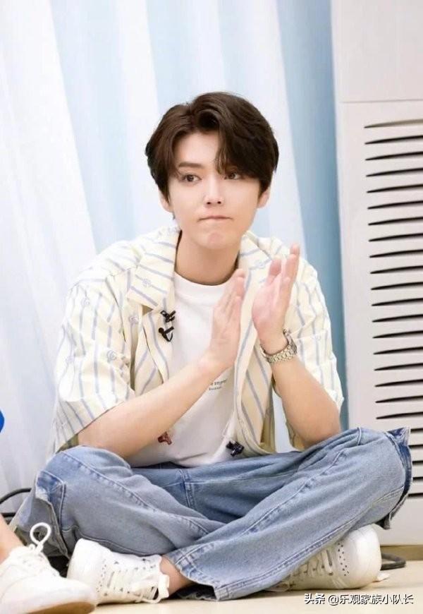 鹿晗放下偶像包袱颠覆形象演“斯文败类”演技进步仍难征服观众