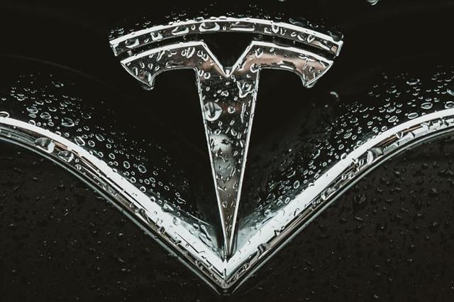 单一功能也可分期付款？特斯拉将推全自动驾驶功能分期租赁服务