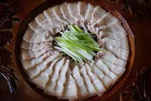 带皮五花肉这么做，老好吃了