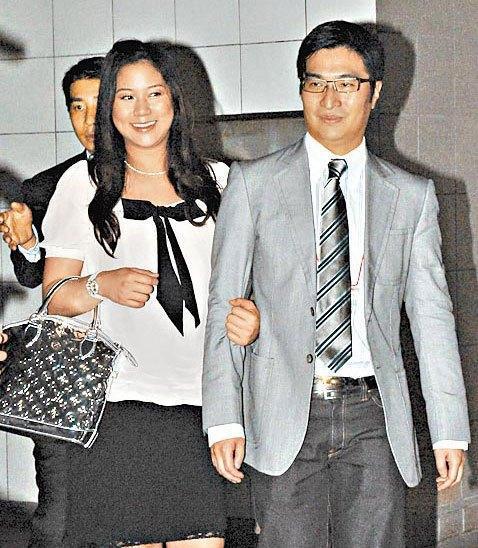 徐子淇的前半生：24岁嫁豪门，8年生4胎，如今稳坐“千亿阔太”