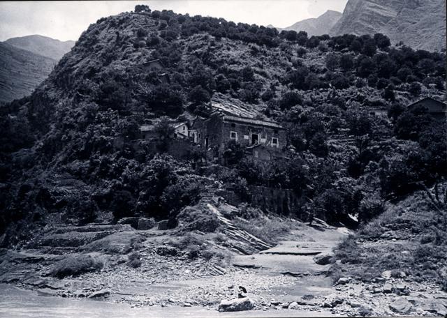 简读秭归：前世归姓“夔子国”，今生屈祠当“移民”