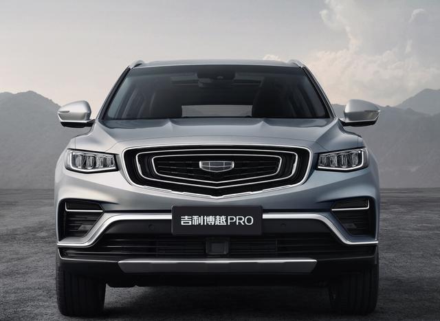 吉利再出“奇招”，比哈弗H6时尚，油耗6.3+四驱