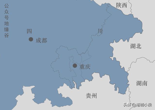 重庆，“膨胀”了