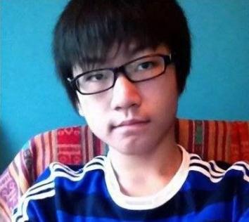 白岩松：曾患有严重抑郁，坐地铁无人识，如今52岁成了这样