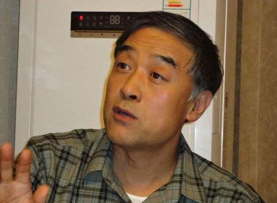 “太监专业户”李建义往事：带姑姑娶媳妇，欠老师几斤粮还一辈子