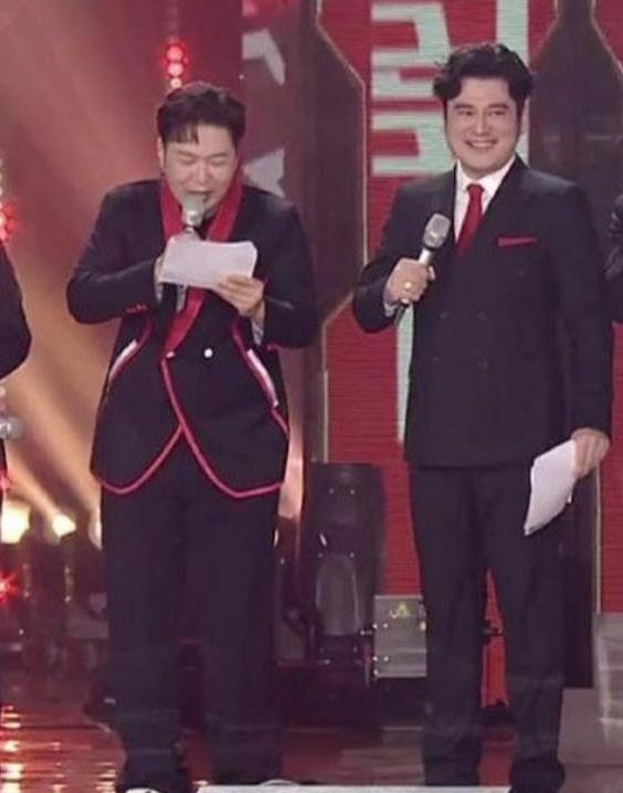 钱枫胖了！海涛在旁边显得小鸟依人，仿佛开了