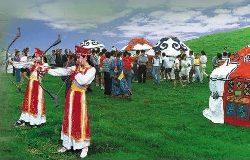 蒙古一家人住一个蒙古包，那夫妻怎么生活，新