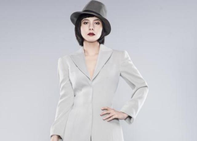 赌王最叛逆千金晒照，父亲离世一个多月后，与