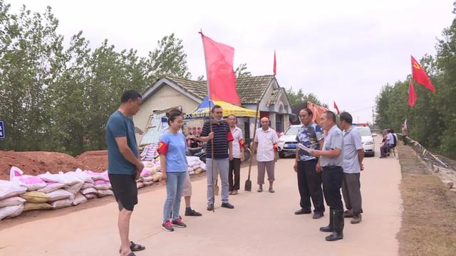 湖北武穴龍坪鎮(zhèn)胡啟金：做好守堤人，是“金子”在哪都能發(fā)光