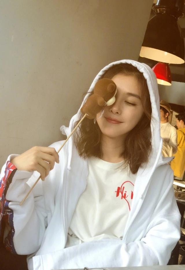 生孩子是女人的义务？秦岚回应称：我的子宫使