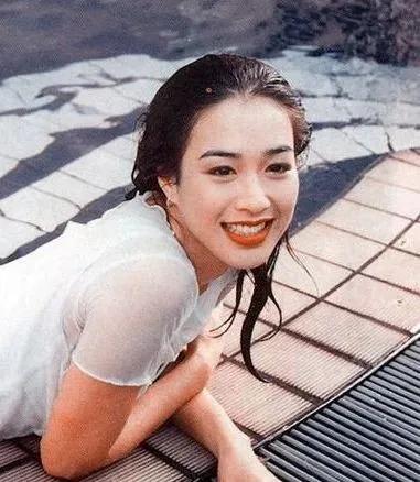 31岁日本王祖贤火爆ins！港风神颜撩粉10W+，网友：我又恋爱了