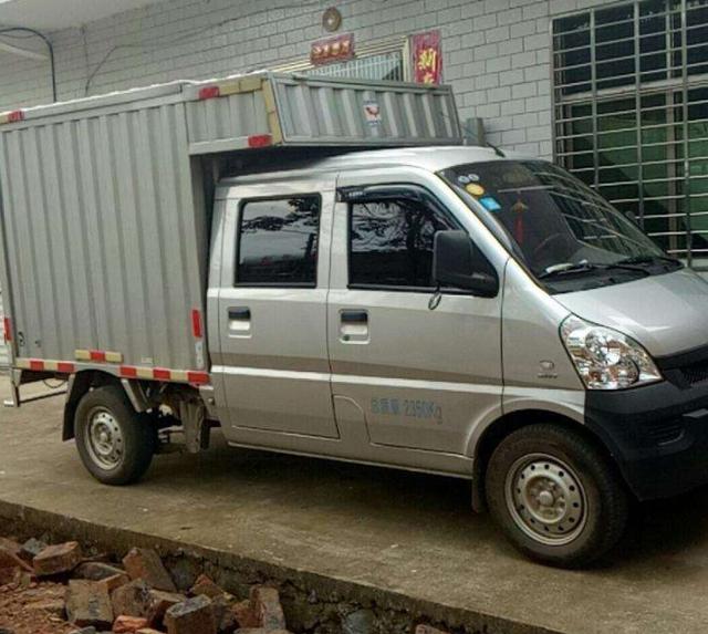 开 5 万元以下的五菱荣光小卡，你觉得丢脸吗？