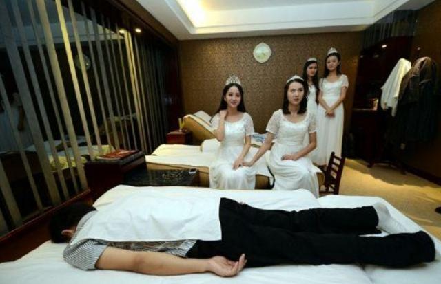 为啥出差的人不住酒店，而大多选择去洗浴场所？听听服务员怎么说