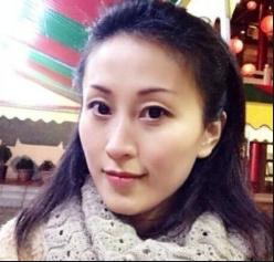 挤掉原配、生下两儿子，以为坐正的她原来还一直活在斗小三的路上