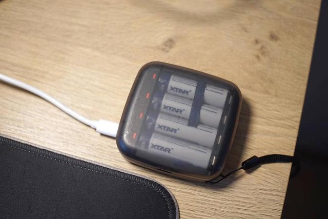 小物件提升居家幸福感，简评XTAR BC4充电器